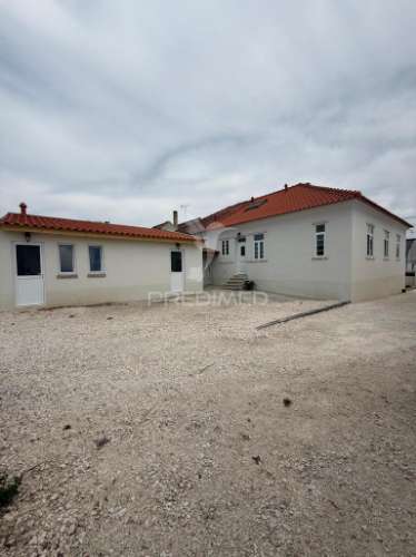 Moradia t3 - o seu refúgio de luxo em alcanena