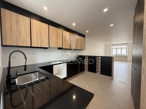 Moradia t3 - o seu refúgio de luxo em alcanena
