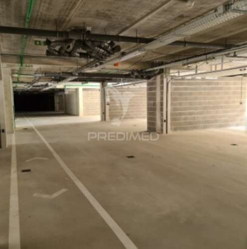 Lugar de garagemjunto à praia canidelo