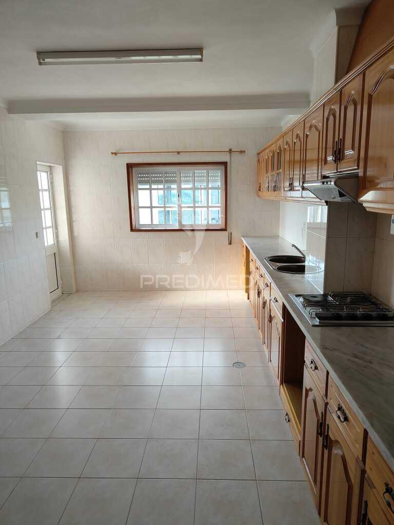 Apartamento t2 com garagem na gafanha da boa hora