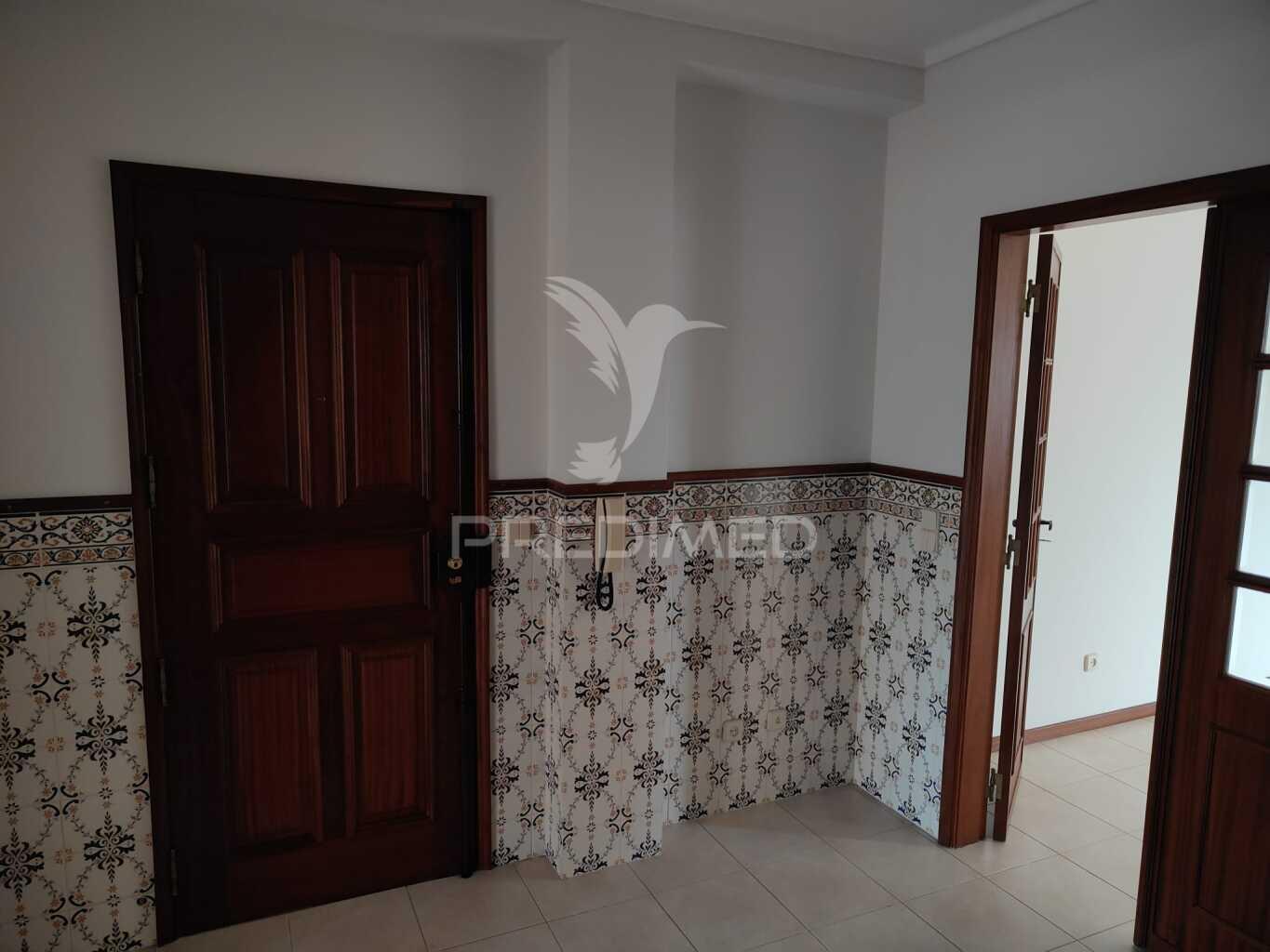 Apartamento t2 com garagem na gafanha da boa hora