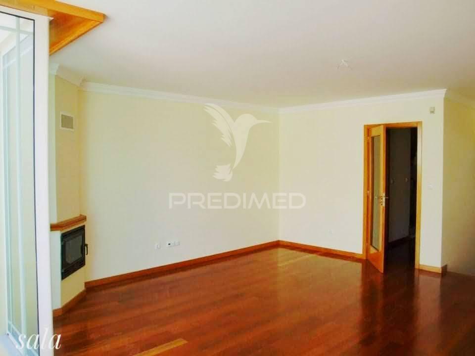 Moradia t4