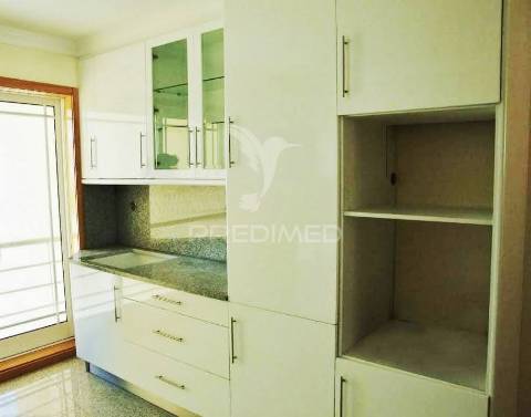 Moradia t4