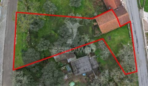 Moradia  t2 para recuperar (s. mamede)
