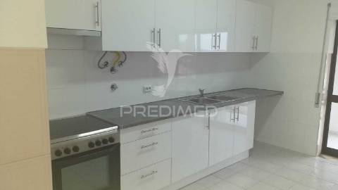 Apartamento t3 alcobaça