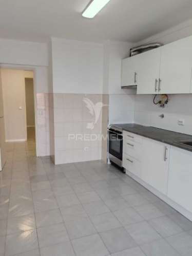 Apartamento t3 alcobaça