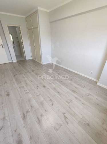 Apartamento t3 alcobaça