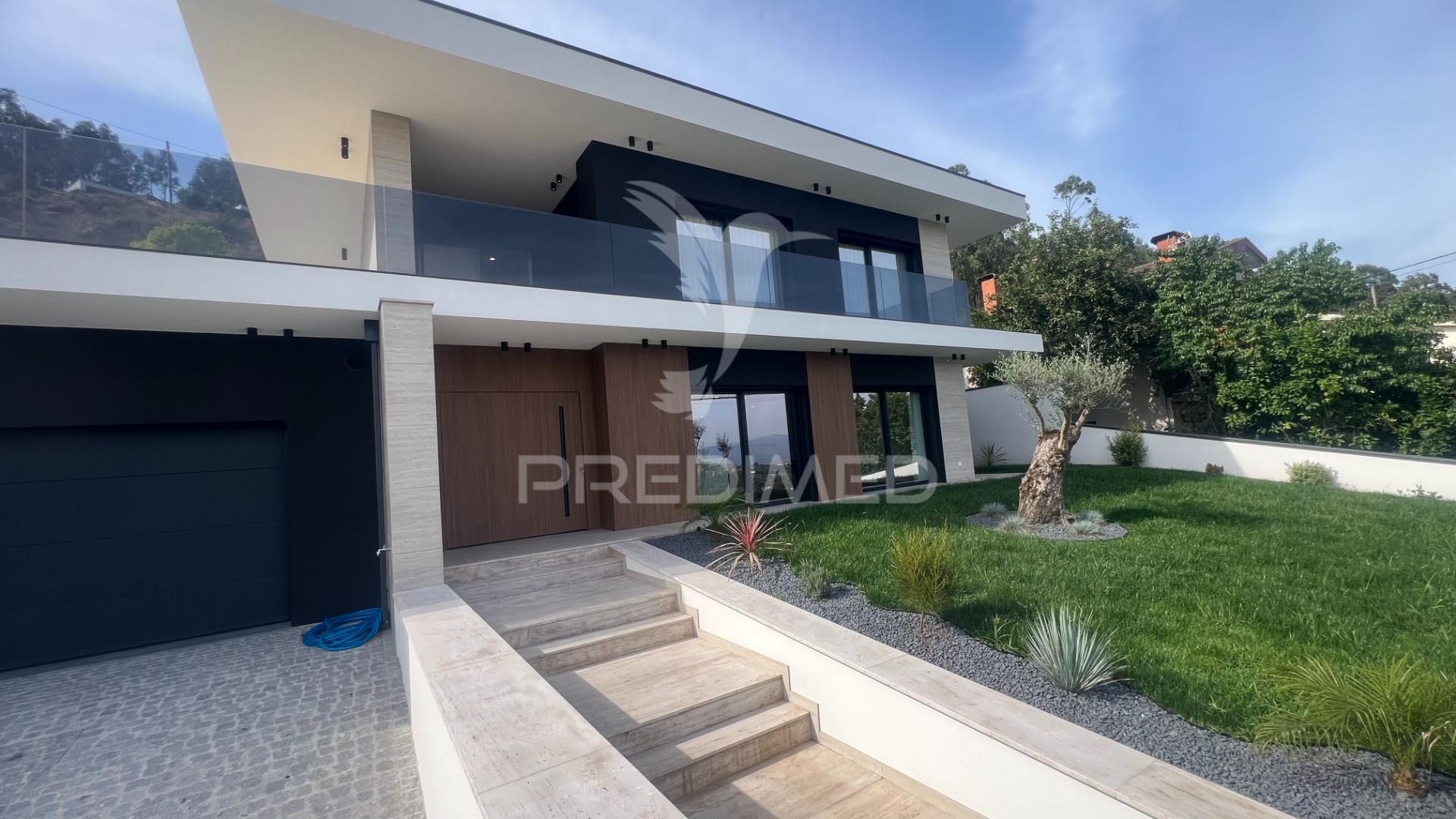 Moradia de luxo t4 - vila verde