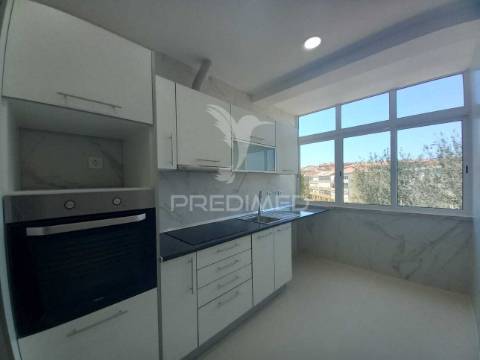 Apartamento t1-2 assoalhadas miratejo-corroios-seixal