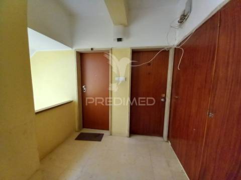 Apartamento t1-2 assoalhadas miratejo-corroios-seixal