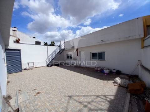 Moradia t5 – 5 quartos – foros de amora – seixal