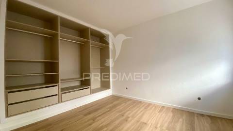 Casa térrea t2 na periferia de rio maior