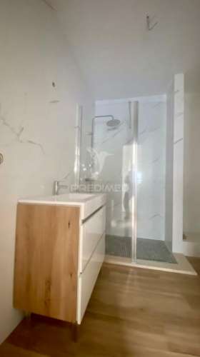 Casa térrea t2 na periferia de rio maior