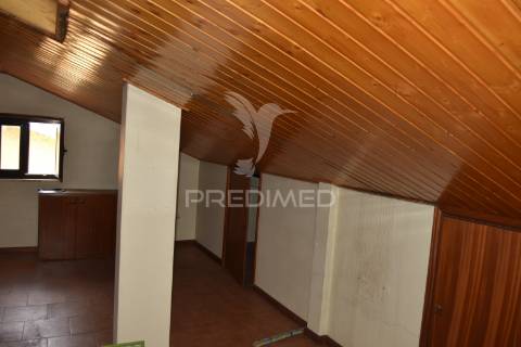 Moradia em custóias