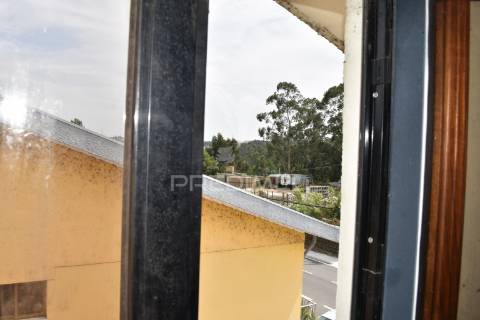 Moradia em custóias
