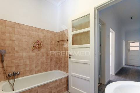 Apartamento t2 - cozinha em  remodela na trafaria - almada - 254.900  €