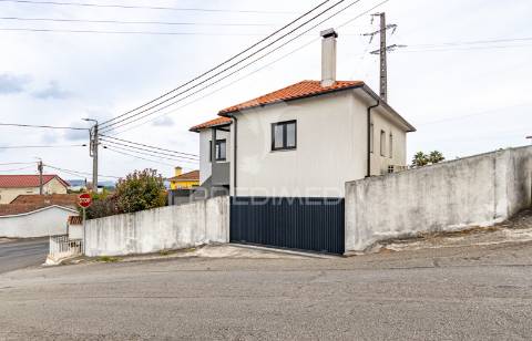 Moradia t3 em ribeirão- v. n. famalicão