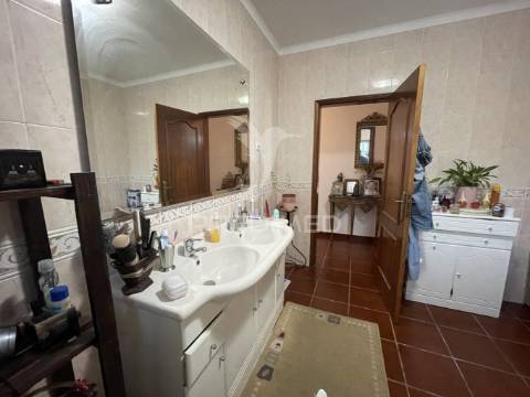 Moradia t3+1 em coalhos (abrantes)
