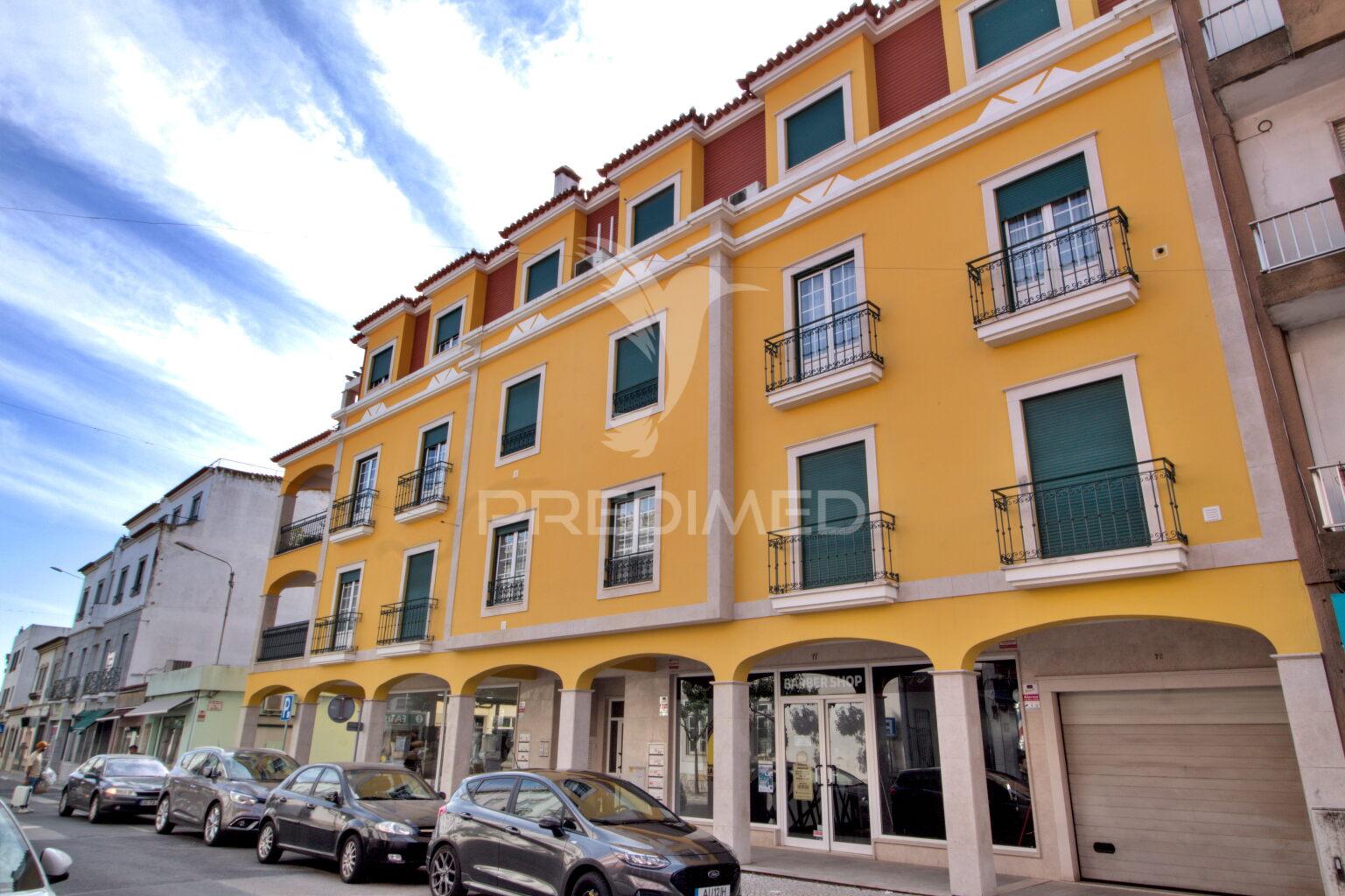 Apartamento t1 com garagem