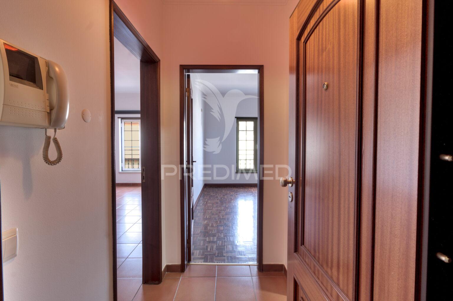 Apartamento t1 com garagem