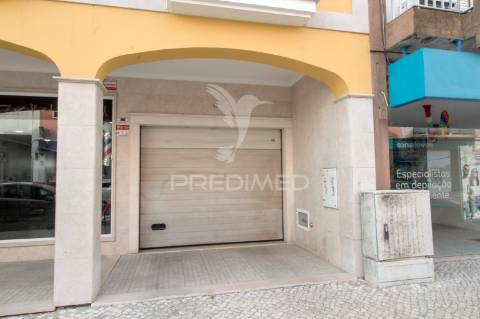 Apartamento t1 com garagem