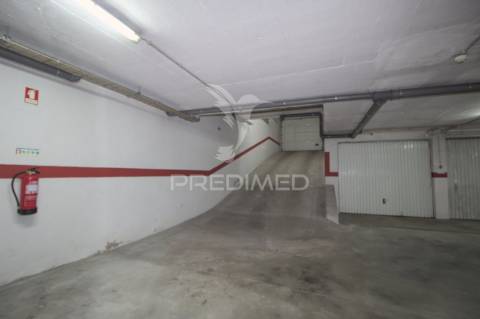 Apartamento t1 com garagem