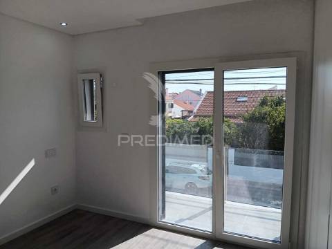 Moradia t3 com piscina