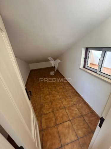 Moradia isolada t4 renovada – gafanha da encarnação, ílhavo