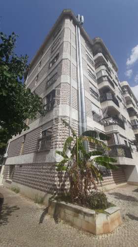 >>>>>> trespasse <<<<<< ? estabelecimento de restauração em zona residencial de excelência – (praceta fernando pessoa – urbisado / setúbal)