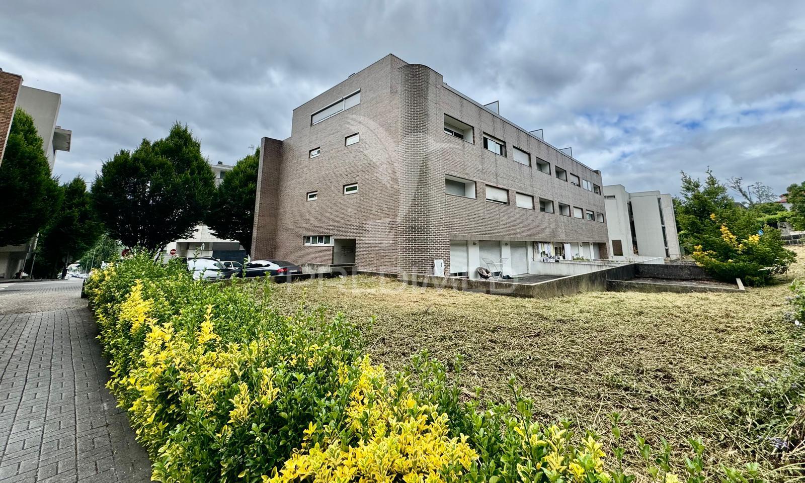 Apartamento t2 com garagem em guimarães