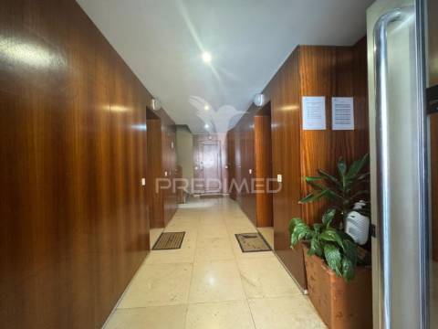 Apartamento t2 com garagem em guimarães