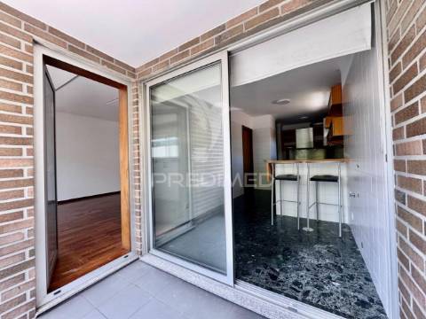 Apartamento t2 com garagem em guimarães