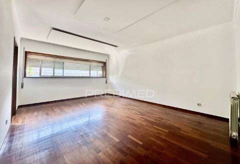 Apartamento t2 com garagem em guimarães
