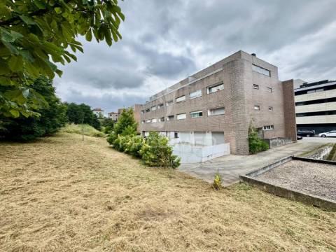 Apartamento t2 com garagem em guimarães