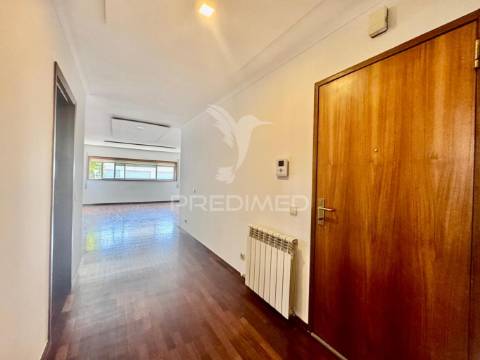 Apartamento t2 com garagem em guimarães