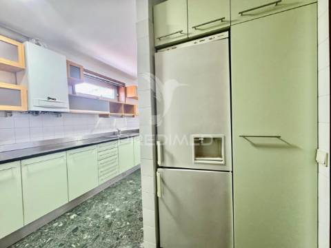 Apartamento t2 com garagem em guimarães