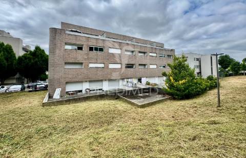 Apartamento t2 com garagem em guimarães