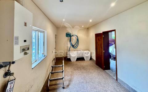 Moradia individual c\ piscina - ronfe