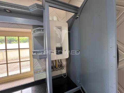 Moradia individual c\ piscina - ronfe