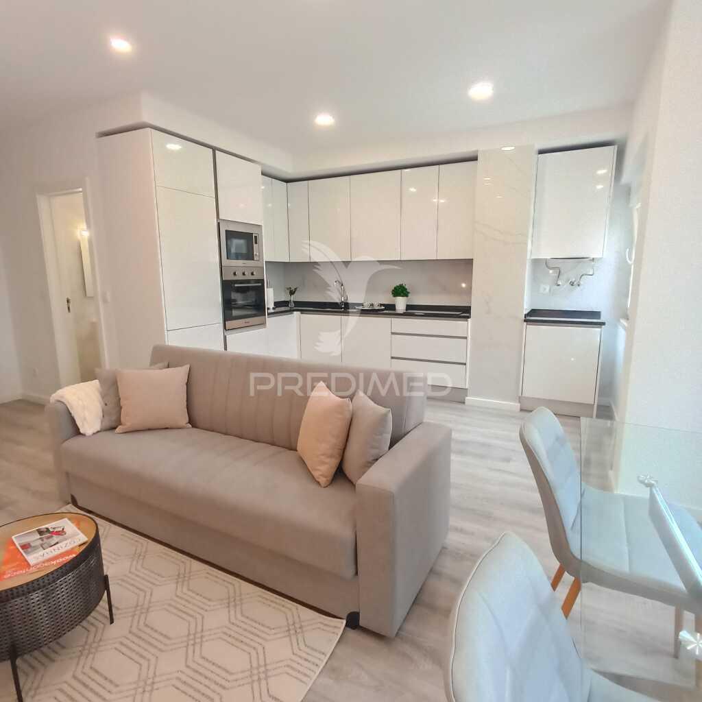 Apartamento t3 - são domingos de benfica