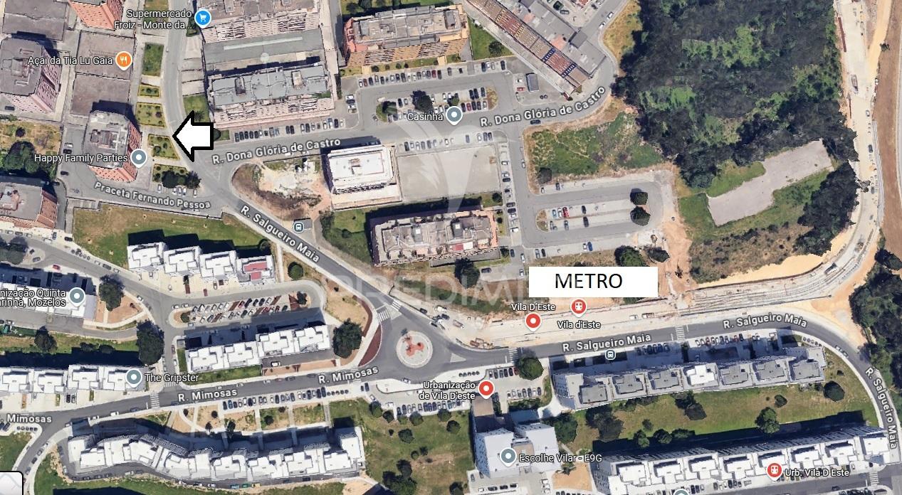 Lugar de  garagem ao metro em vila nova de gaia