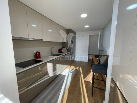 T3 renovado arrendamento em mafamude, vila nova de gaia