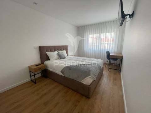 T3 renovado arrendamento em mafamude, vila nova de gaia