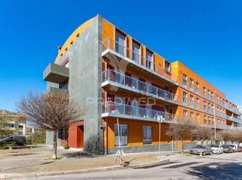 Apartamento t3 em santa marinha - vila nova de gaia