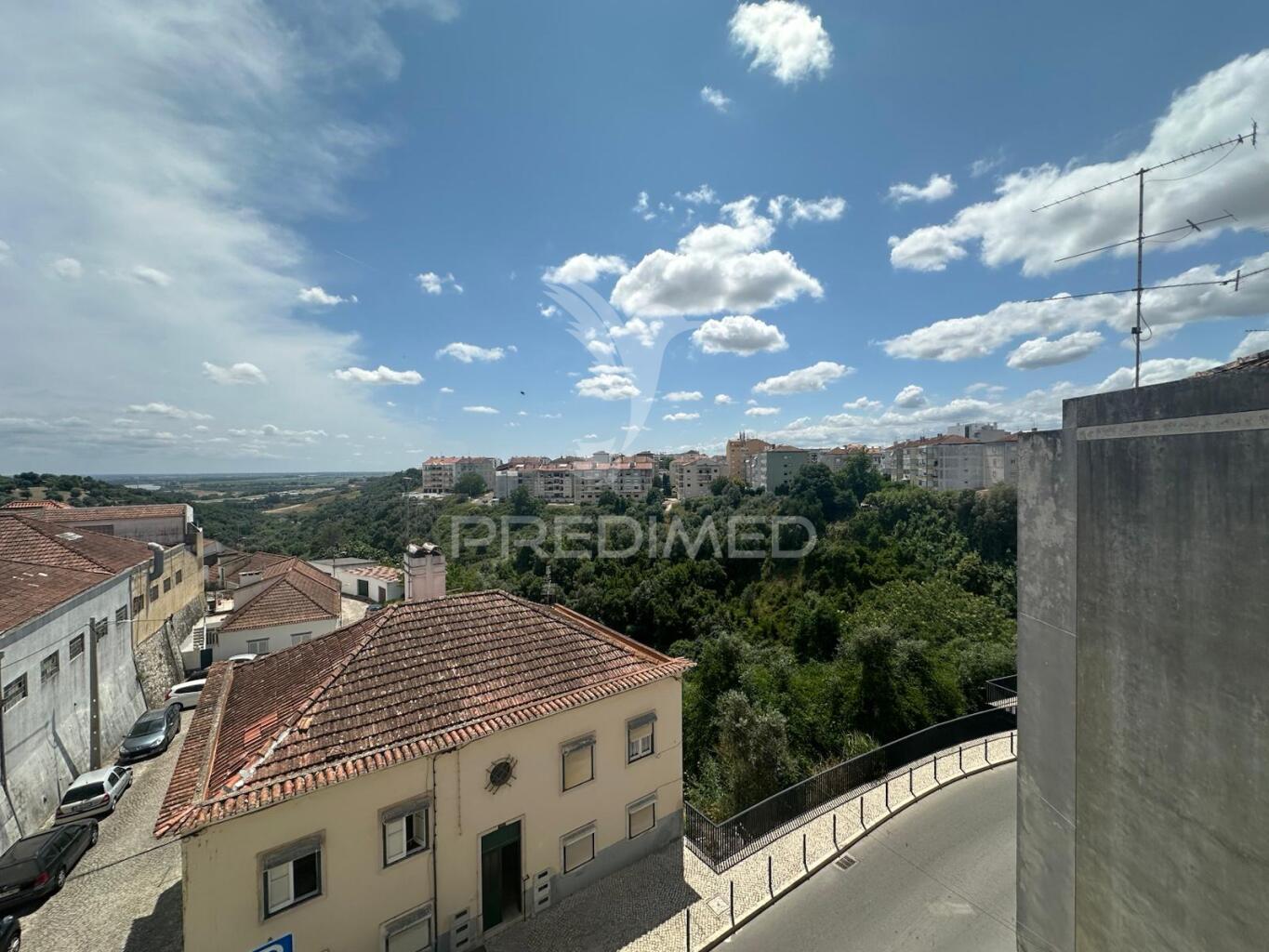 Apartamento t3 /santarém com vista tejo