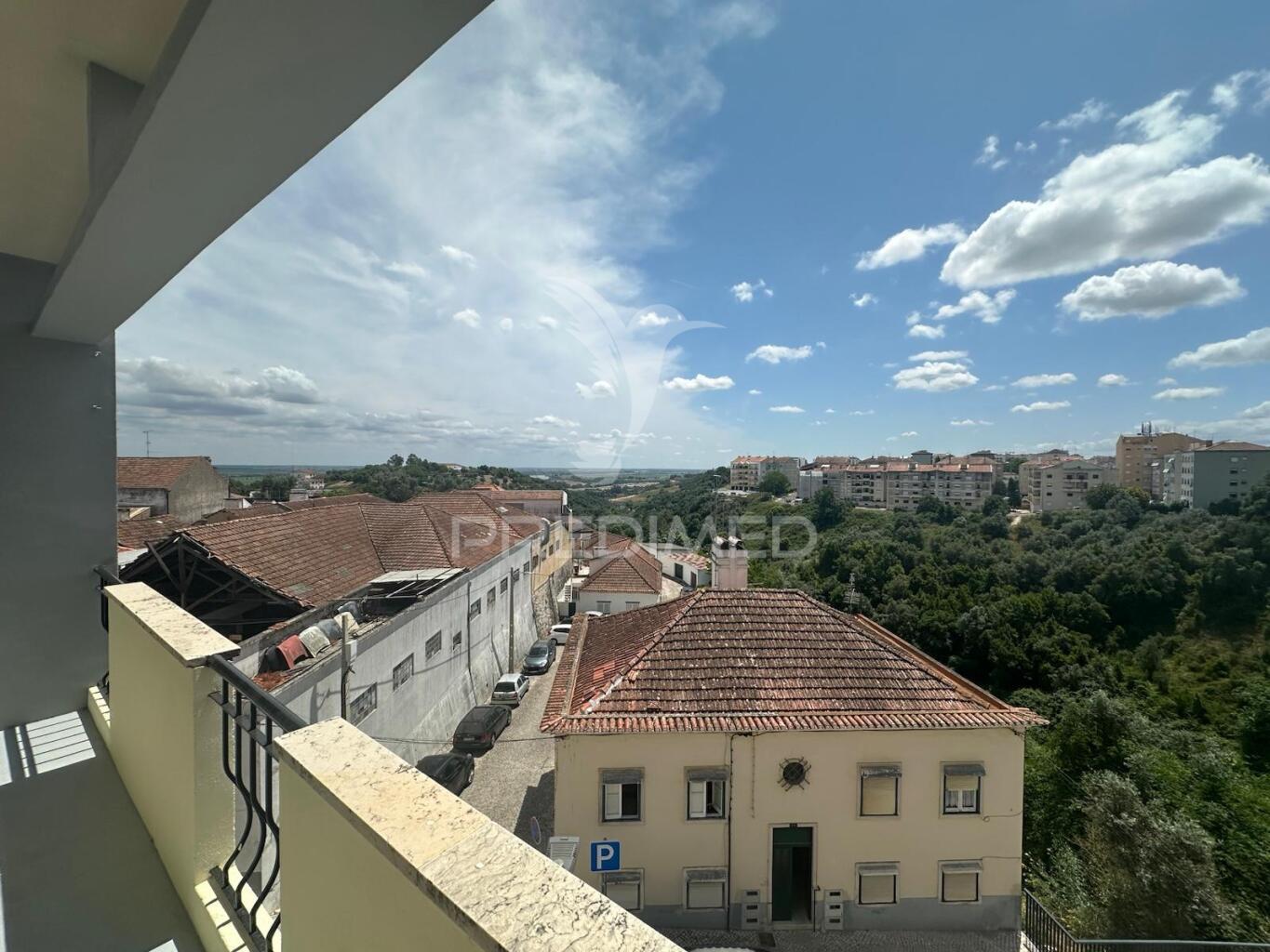 Apartamento t3 /santarém com vista tejo