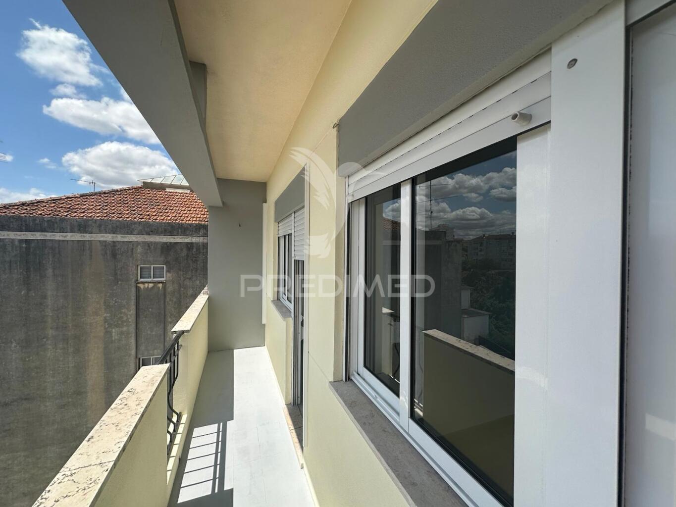 Apartamento t3 /santarém com vista tejo