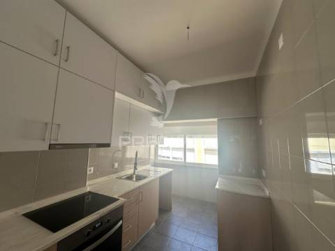 Apartamento t3 /santarém com vista tejo