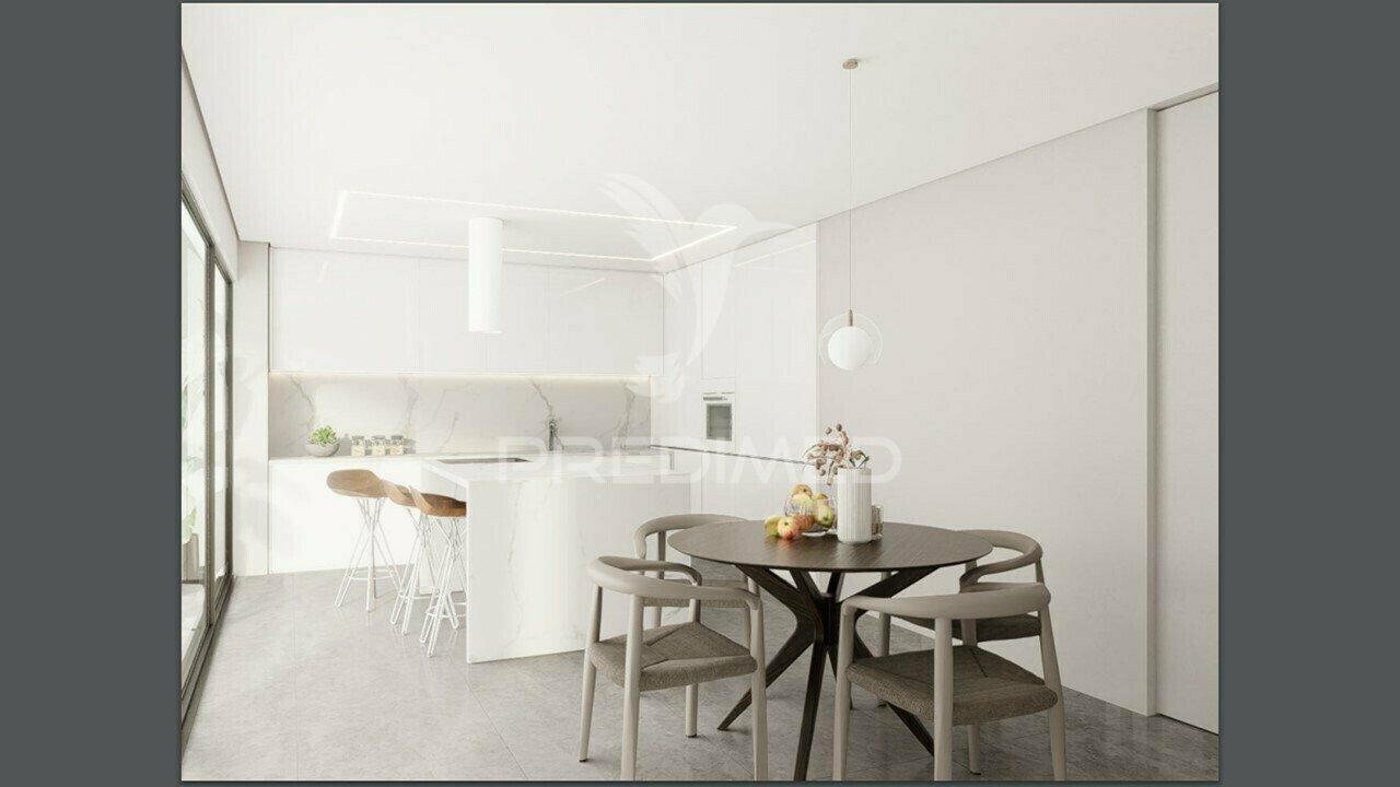Moradia t3 em condomínio com 2 frentes - villas premium são cosme