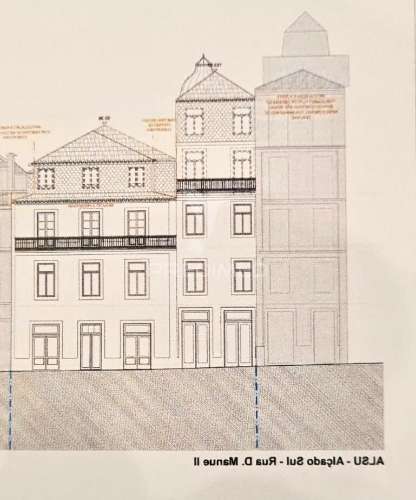 Edificio para reconstruir em zona histórica no porto